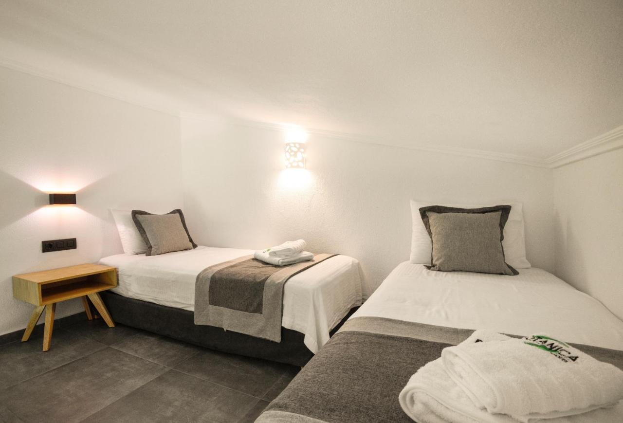 Botanica Luxury Suites Neos Marmaras Buitenkant foto